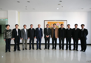 國(guó)家質(zhì)檢總局局長(zhǎng)王勇、副局長(zhǎng)支樹(shù)平、紀(jì)檢組長(zhǎng)王煒、總工程師張綱在“全國(guó)質(zhì)量知識(shí)競(jìng)賽”復(fù)賽現(xiàn)場(chǎng)親切接見(jiàn)中國(guó)質(zhì)量檢驗(yàn)協(xié)會(huì)秘書(shū)長(zhǎng)張軍、秘書(shū)長(zhǎng)助理張明
